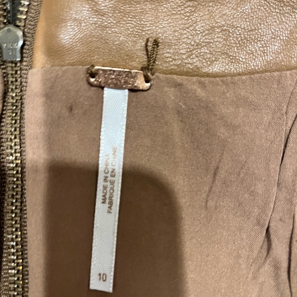 Free People Faux Leather Mini Skirt Brown. Back Zipper Size 10 - Picture 6 of 8